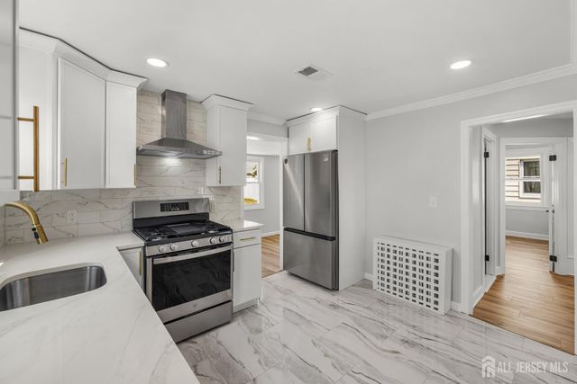 234 Old Road, Sewaren, NJ 07077