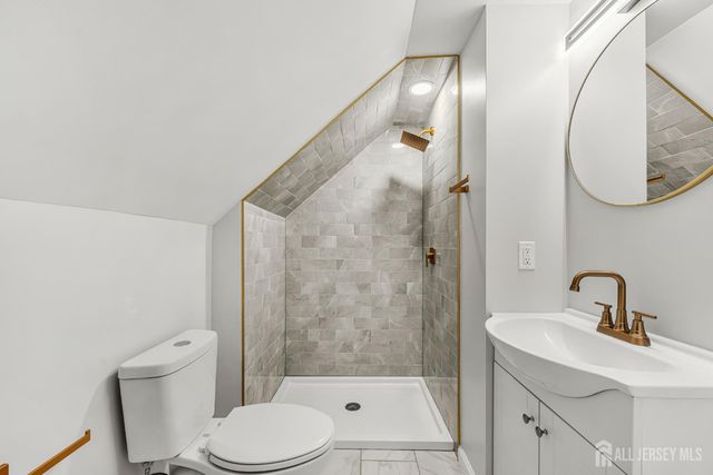 234 Old Road, Sewaren, NJ 07077
