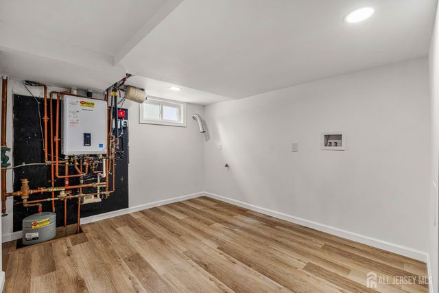 234 Old Road, Sewaren, NJ 07077