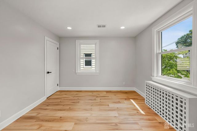 234 Old Road, Sewaren, NJ 07077