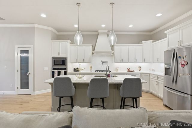 2818 E Quaker Street, Broken Arrow, OK 74014