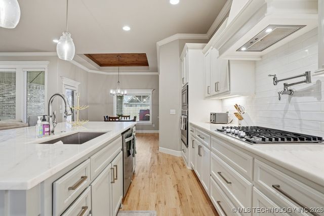 2818 E Quaker Street, Broken Arrow, OK 74014