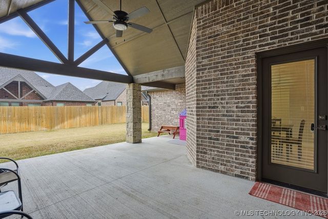 2818 E Quaker Street, Broken Arrow, OK 74014