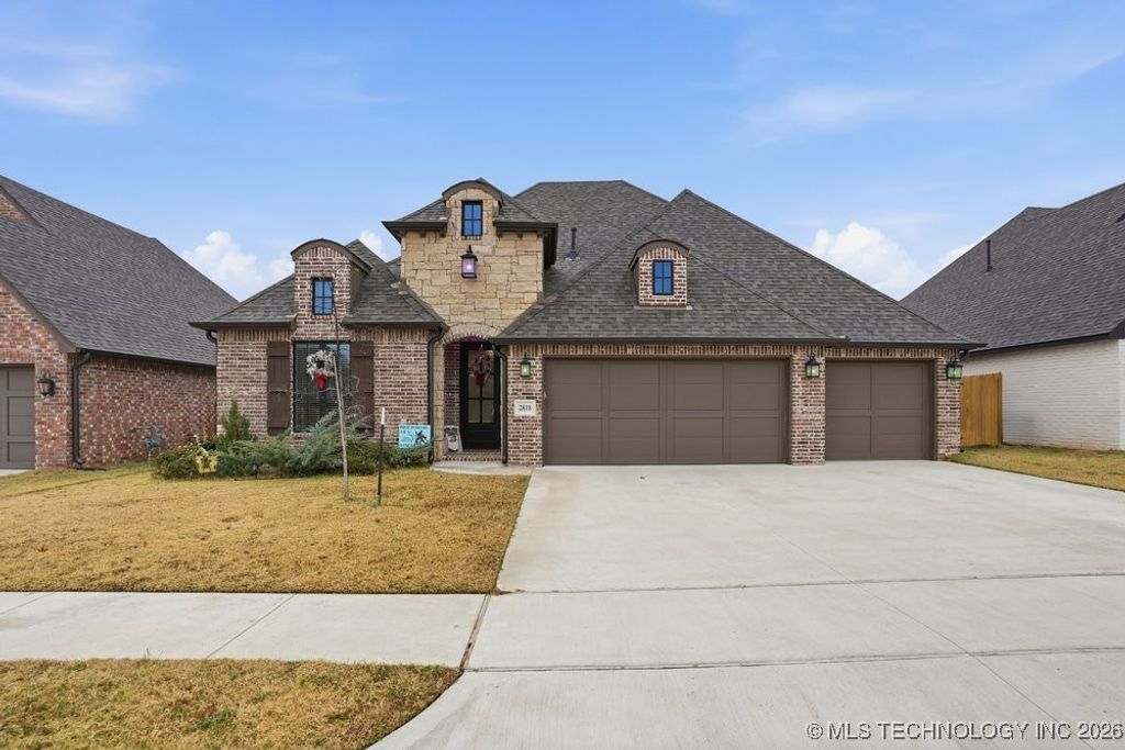 2818 E Quaker Street, Broken Arrow, OK 74014