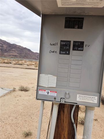 45985 National Trails, Newberry Springs, CA 92365