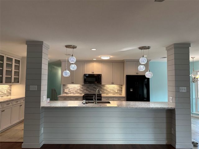 2032 Briar Trail, Hurst, TX 76054