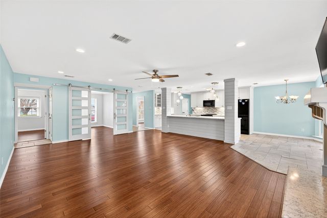 2032 Briar Trail, Hurst, TX 76054