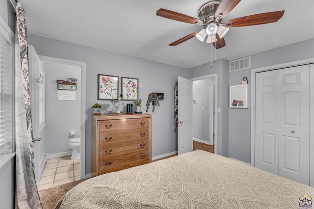 1926 NW Taylor ST, Topeka, KS 66608
