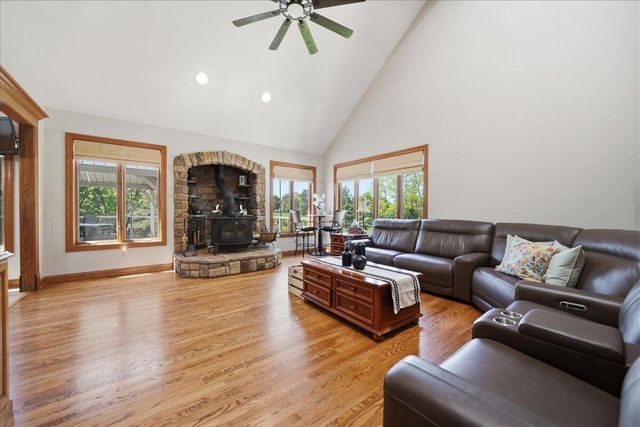 4921 W 120th Avenue, Crown Point, IN 46307