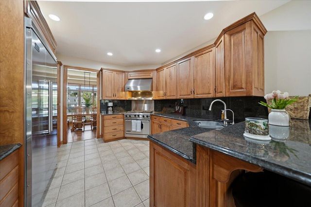 4921 W 120th Avenue, Crown Point, IN 46307