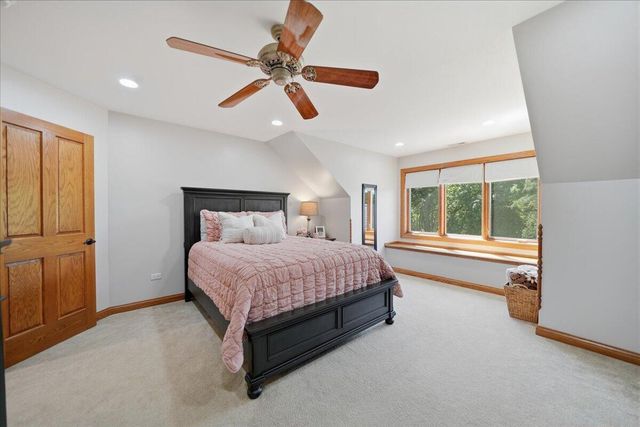 4921 W 120th Avenue, Crown Point, IN 46307