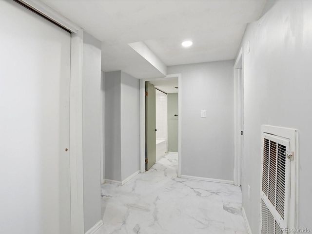 8524 W 10th Avenue, Lakewood, CO 80215