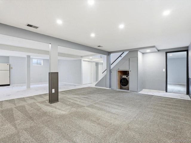 8524 W 10th Avenue, Lakewood, CO 80215