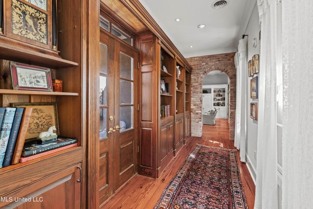 1 Laws Crossing, Madison, MS 39110