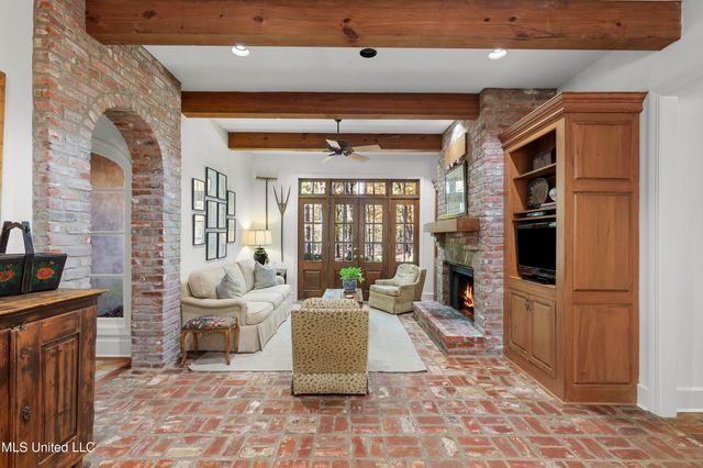 1 Laws Crossing, Madison, MS 39110