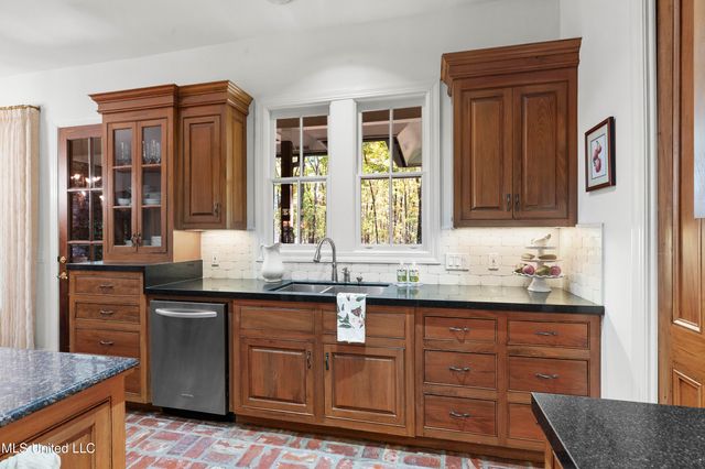 1 Laws Crossing, Madison, MS 39110