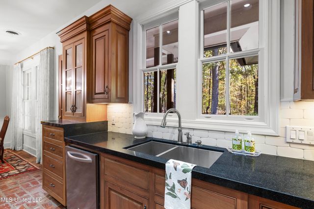 1 Laws Crossing, Madison, MS 39110