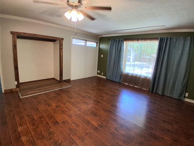 509 N Winnsboro Street, Quitman, TX 75783