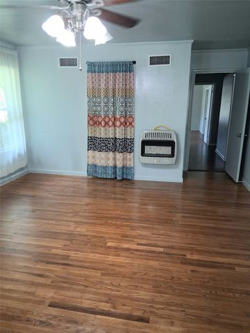 509 N Winnsboro Street, Quitman, TX 75783