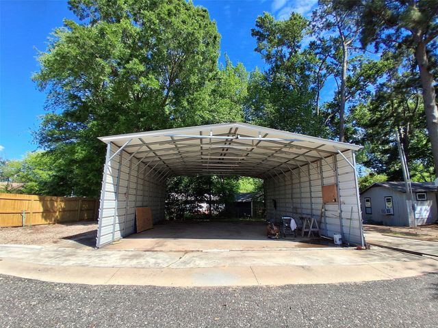 509 N Winnsboro Street, Quitman, TX 75783