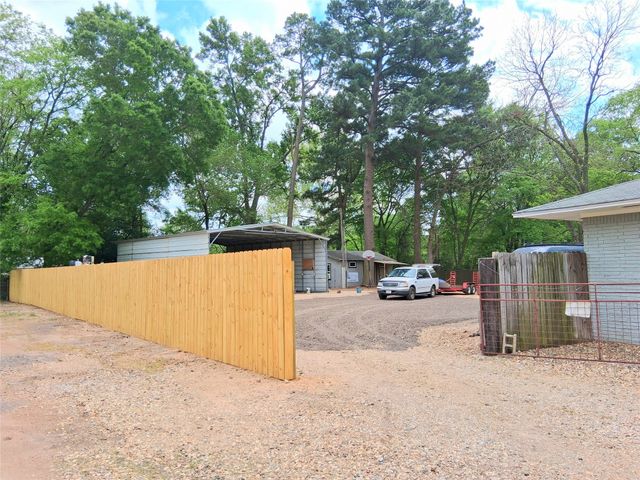 509 N Winnsboro Street, Quitman, TX 75783