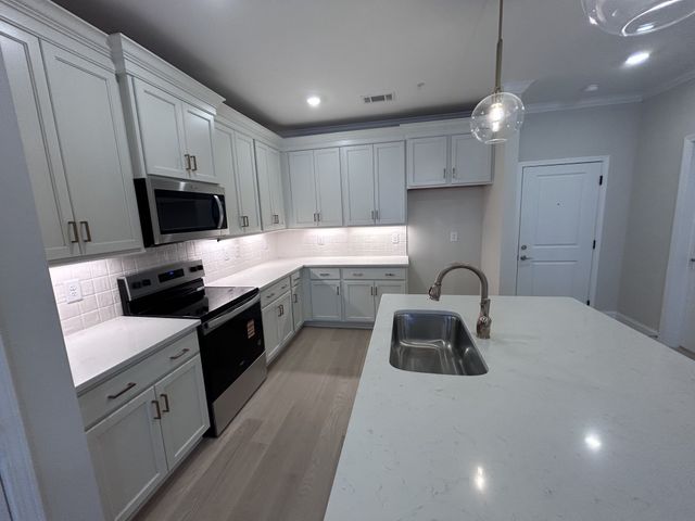 3171 Setting Sun Dr Unit 104, Thompsons Station, TN 37179