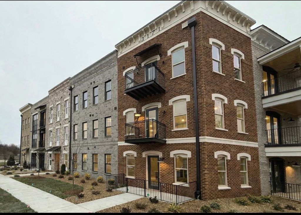 3171 Setting Sun Dr Unit 104, Thompsons Station, TN 37179