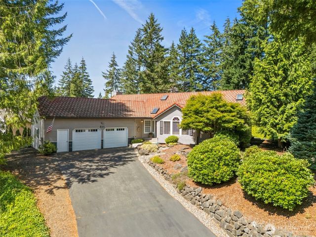 511 E Old Ranch Road, Allyn, WA 98524