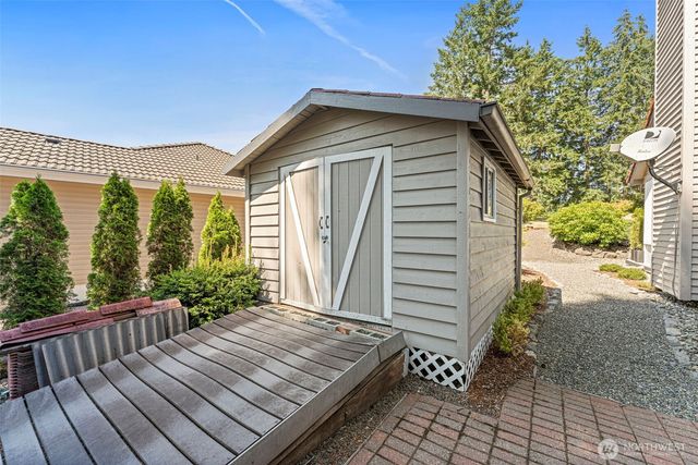 511 E Old Ranch Road, Allyn, WA 98524