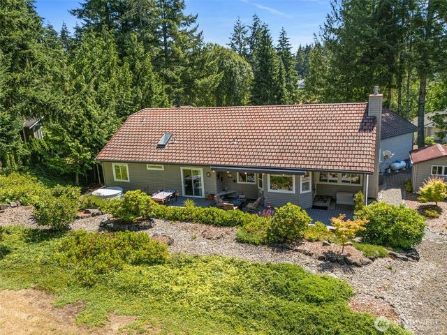 511 E Old Ranch Road, Allyn, WA 98524
