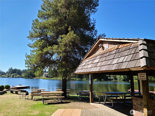 511 E Old Ranch Road, Allyn, WA 98524
