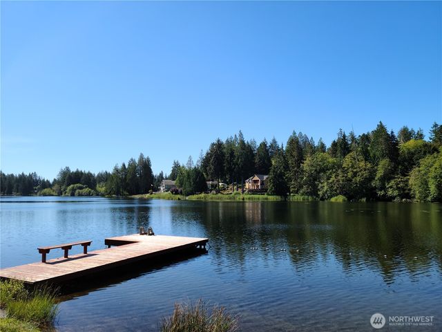 511 E Old Ranch Road, Allyn, WA 98524