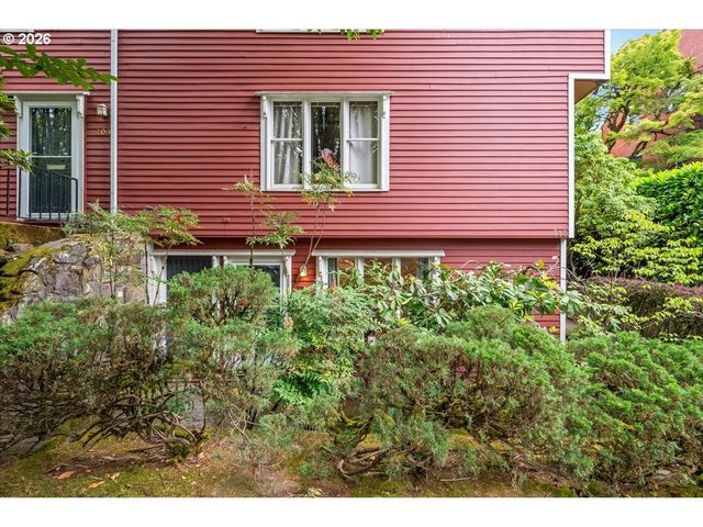 711 Nw 20TH Ave, Portland, OR 97209