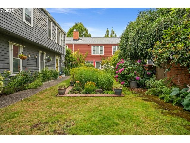 711 Nw 20TH Ave, Portland, OR 97209