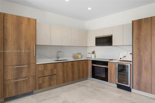 701 Valencia Ave 703, Coral Gables, FL 33134