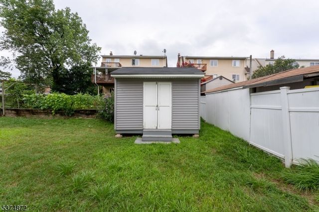 241 Morrissee Ave, Haledon Boro, NJ 07508