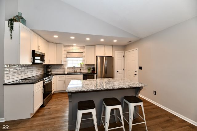617 E Quail Ridge Drive, Westfield, IN 46074