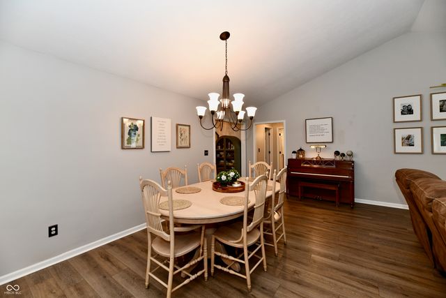 617 E Quail Ridge Drive, Westfield, IN 46074