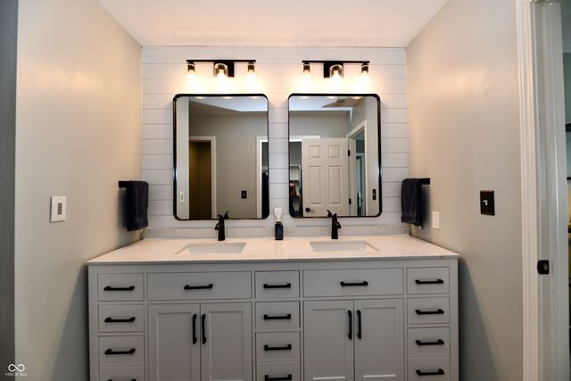 617 E Quail Ridge Drive, Westfield, IN 46074