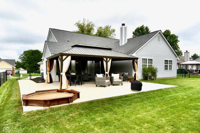 617 E Quail Ridge Drive, Westfield, IN 46074