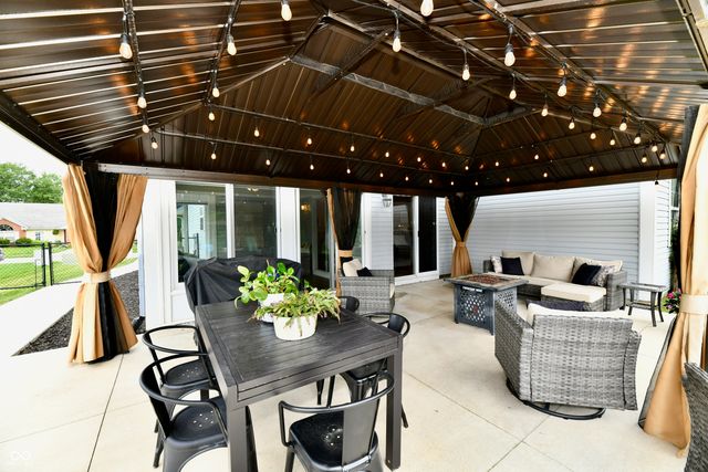 617 E Quail Ridge Drive, Westfield, IN 46074