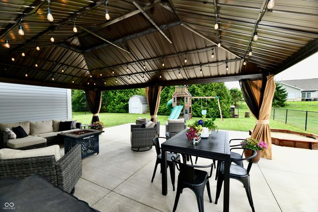 617 E Quail Ridge Drive, Westfield, IN 46074