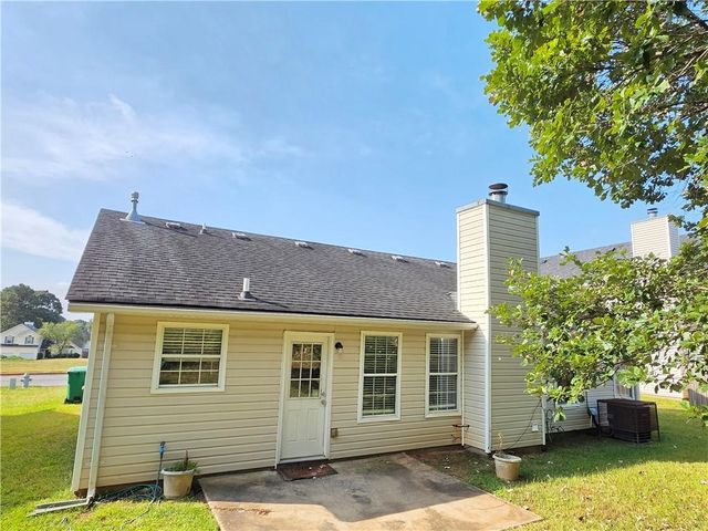 2281 RAMBLING Way, Lithonia, GA 30058