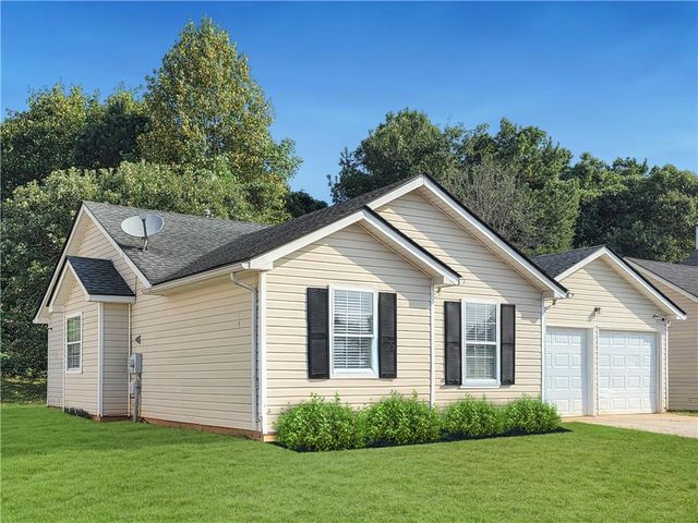 2281 RAMBLING Way, Lithonia, GA 30058