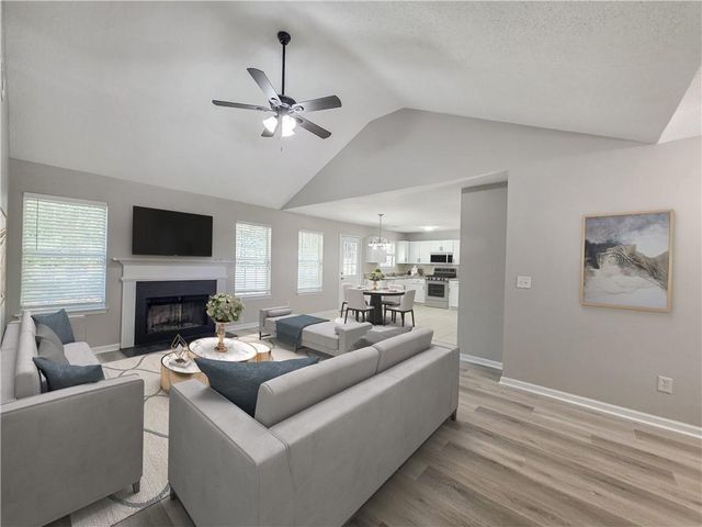 2281 RAMBLING Way, Lithonia, GA 30058