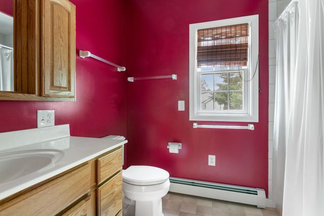 263 Barrett Road, New London, NH 03257