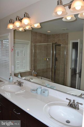 10607 LEGACY LN, Fairfax, VA 22030