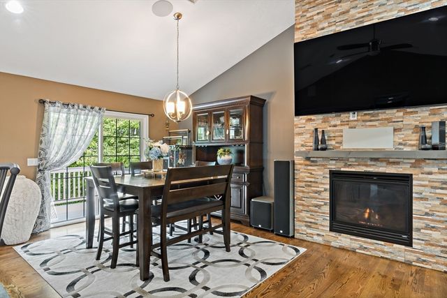1084 Laurel St, Fall River, MA 02721