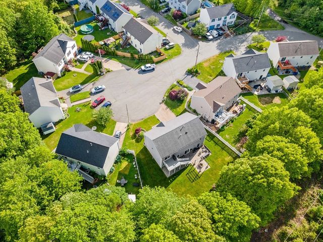 1084 Laurel St, Fall River, MA 02721