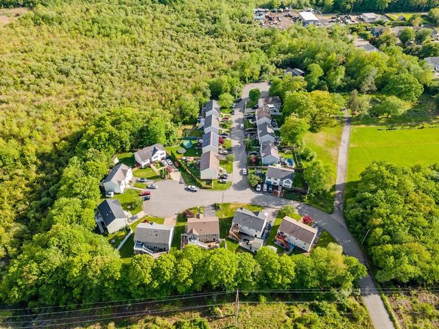1084 Laurel St, Fall River, MA 02721